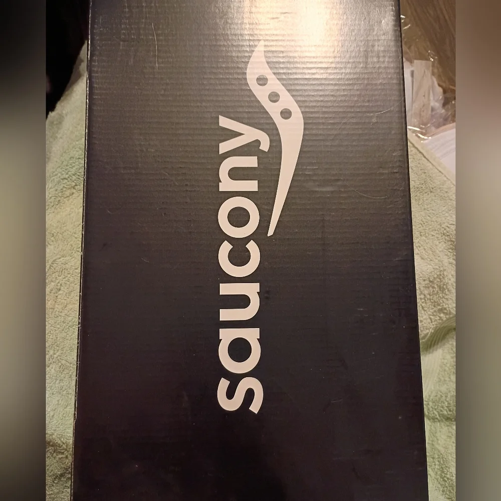 Saucony Men's Guide 15 Sneaker Black/Gum Size 11 New In Box - Picture 7 of 9